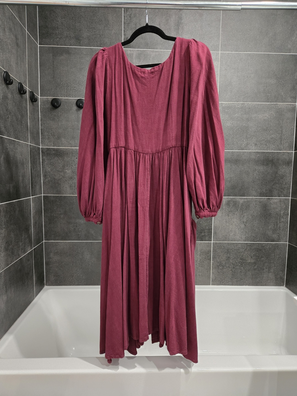 Button-Front Midi Dress with Large Pockets - Picture 3 of 7